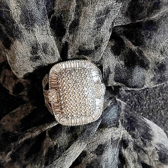 Jewelry - Sterling Silver CZ Ring